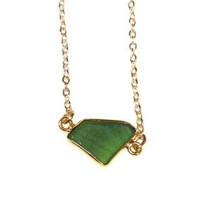Elegant Green Stone Bezel Pendant 16k Gold Plated Necklace